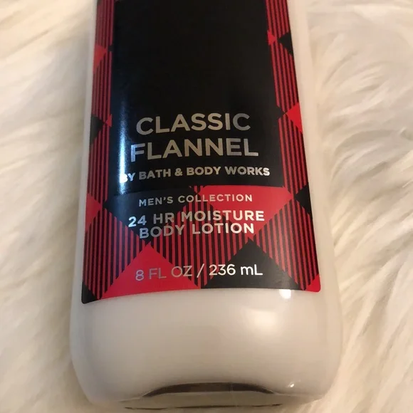 NWT Bath & Body Works Classic Flannel 24 Hour Moisture Body Lotion w/ Shea Butte - Picture 2 of 4